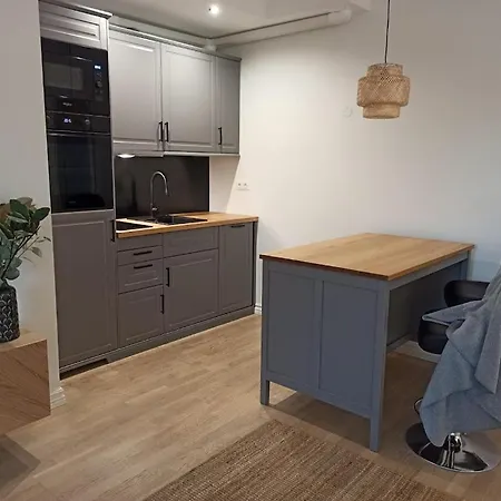 Self Check In With Terrace Apartamento
