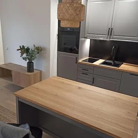 Self Check In With Terrace Apartamento *